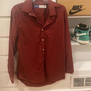 Men’s red checkered casual button Down